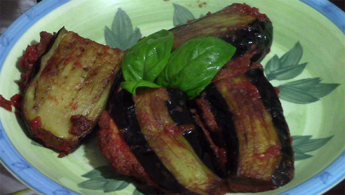 Parmigiana sicilese di melanzane (v)